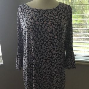 Ellen Tracy 3/4 sleeve Geometric Print Top